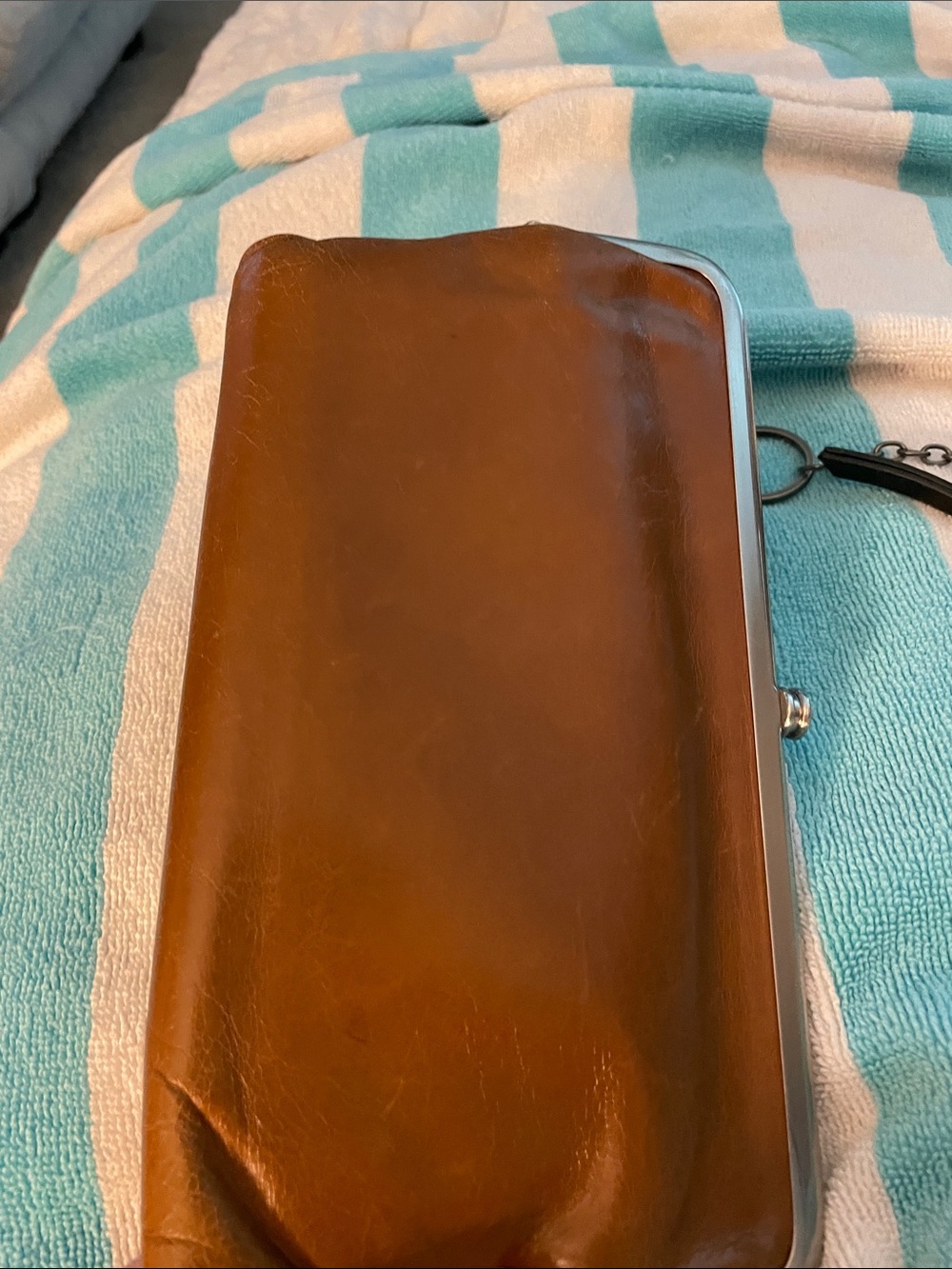 HOBO International Lauren Double Frame Vintage Cognac Leather Wallet - Picture 2 of 4